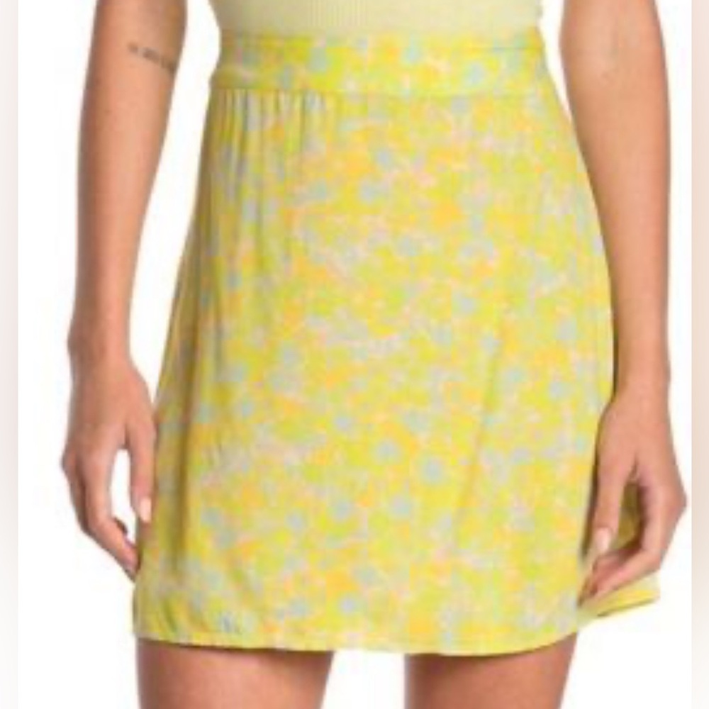 NWT Abound Nordstrom Retro Floral Printed Pleated Mini Skirt Yellow Green Tarry